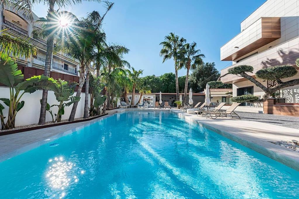 דירות Miami Playa 5 Stelle Piscina, Jacuzzi, Wifi - 2 Min Dal Mare מראה חיצוני תמונה