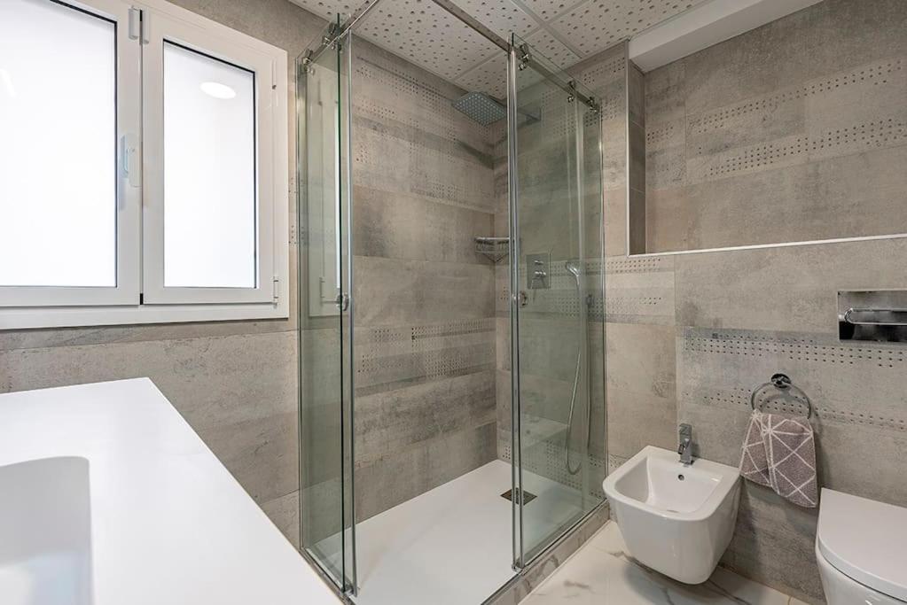 דירות Miami Playa 5 Stelle Piscina, Jacuzzi, Wifi - 2 Min Dal Mare מראה חיצוני תמונה
