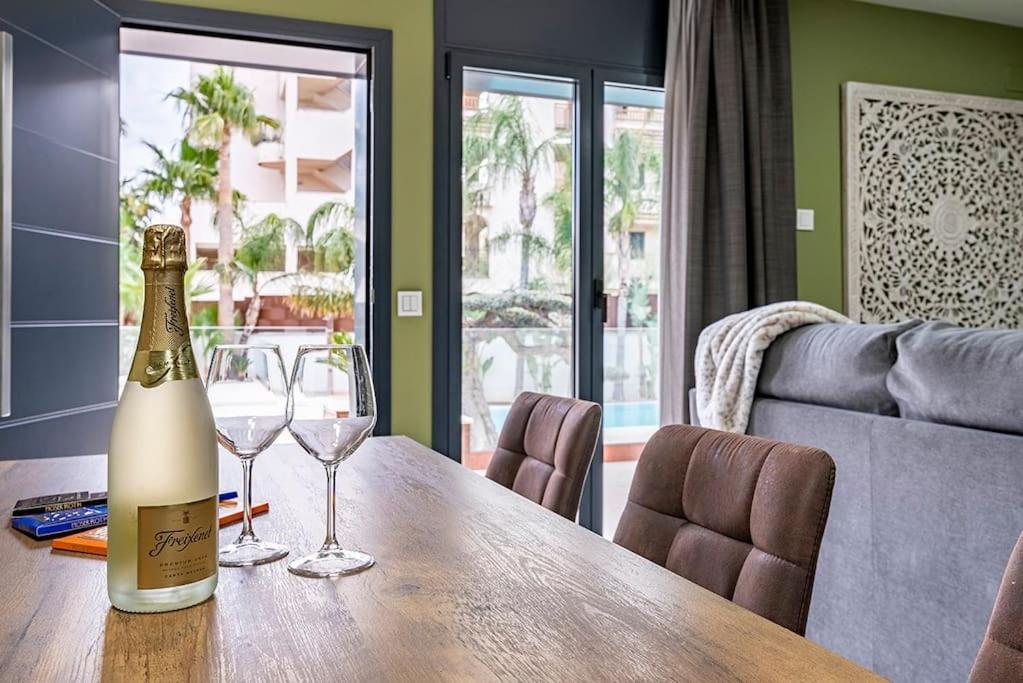 דירות Miami Playa 5 Stelle Piscina, Jacuzzi, Wifi - 2 Min Dal Mare מראה חיצוני תמונה